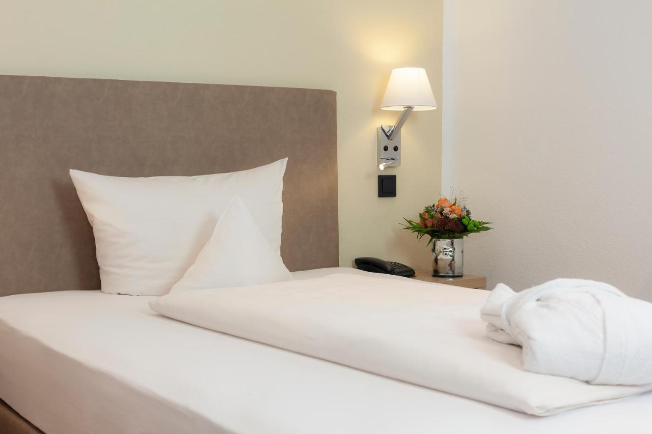 Romantik Hotel Johanniter-Kreuz Uberlingen Zewnętrze zdjęcie