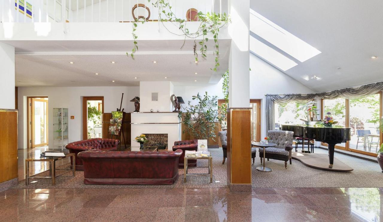 Romantik Hotel Johanniter-Kreuz Uberlingen Zewnętrze zdjęcie